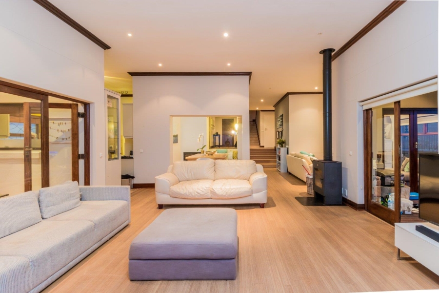 4 Bedroom Property for Sale in Newlands Western Cape